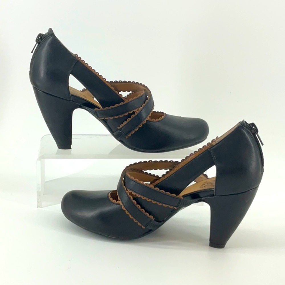 Miz Mooz Black Heels with Brown Trim